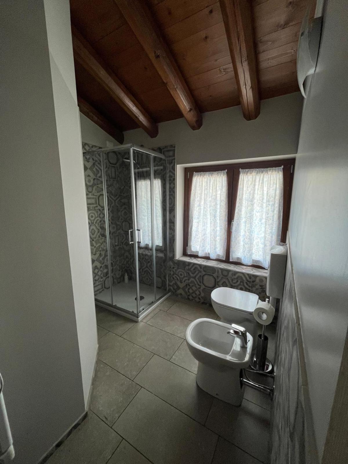 Eatvolve - Rifugio Del Benessere Hotell Carzago Riviera Eksteriør bilde